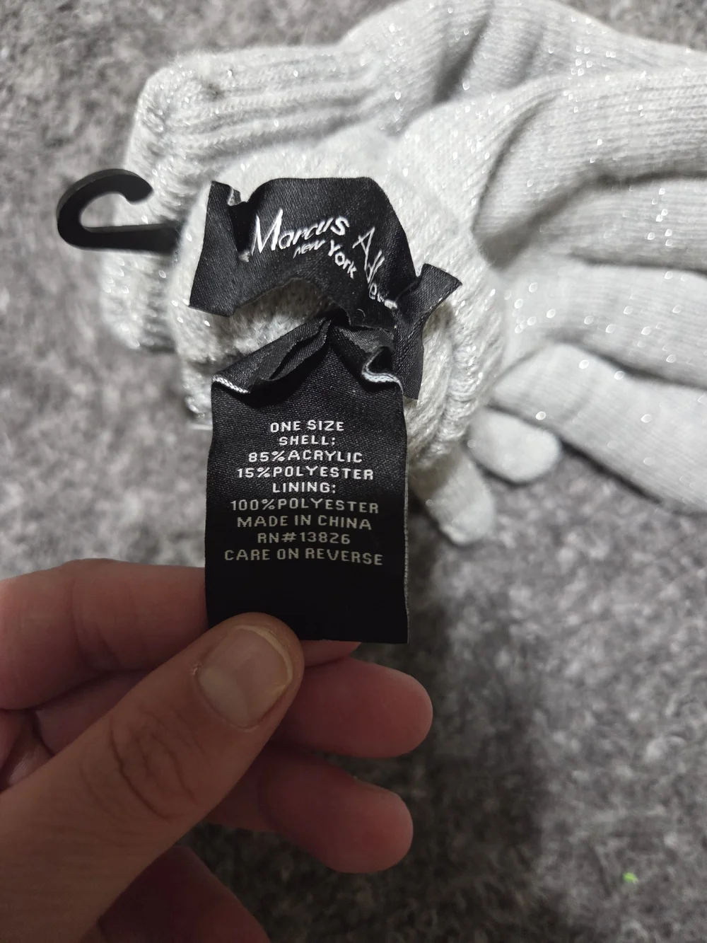 Marcus Adler Women's Silver Sparkle Knit Gloves